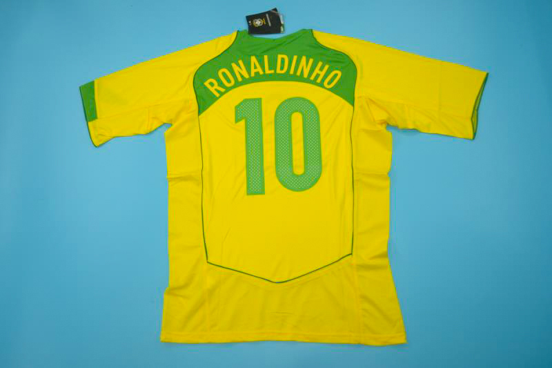 Brazil 2004-2006 Home Short Sleeve Football Shirt [As worn by Adriano, Ronaldo & Ronaldinho]