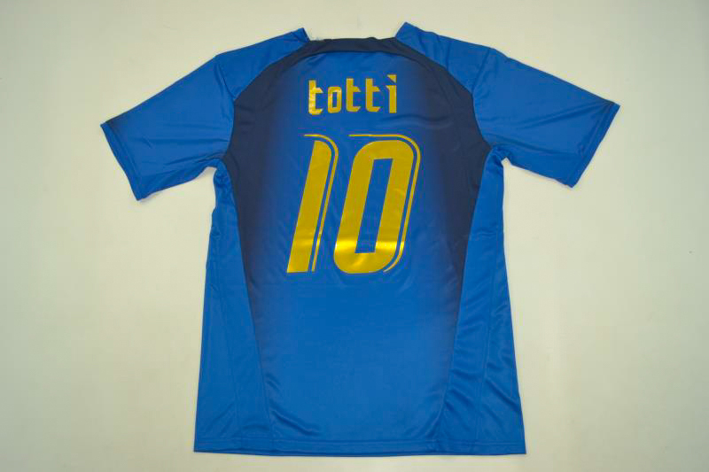 Italy 2006 Home Short Sleeve Football Shirt [As worn by Del Piero, Pirlo & Totti]