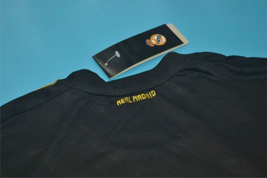 Shirt Collar Back, Real Madrid 2011-2012 Away Long-Sleeve