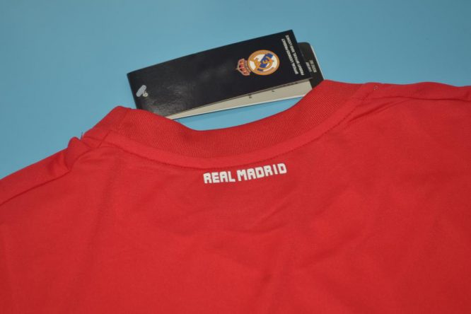 Shirt Collar Back, Real Madrid 2011-2012 Away Red Long-Sleeve