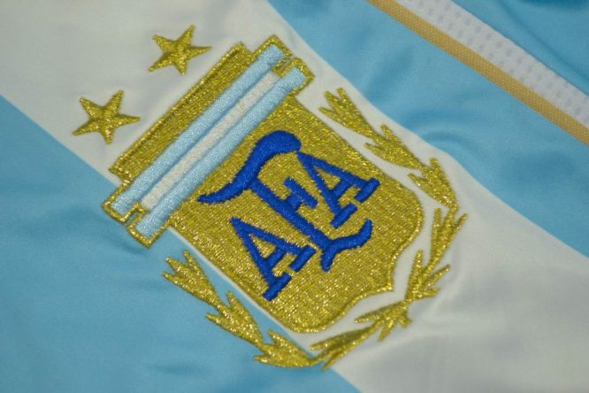 Shirt Argentina Emblem, Argentina 2006 World Cup Home Short-Sleeve