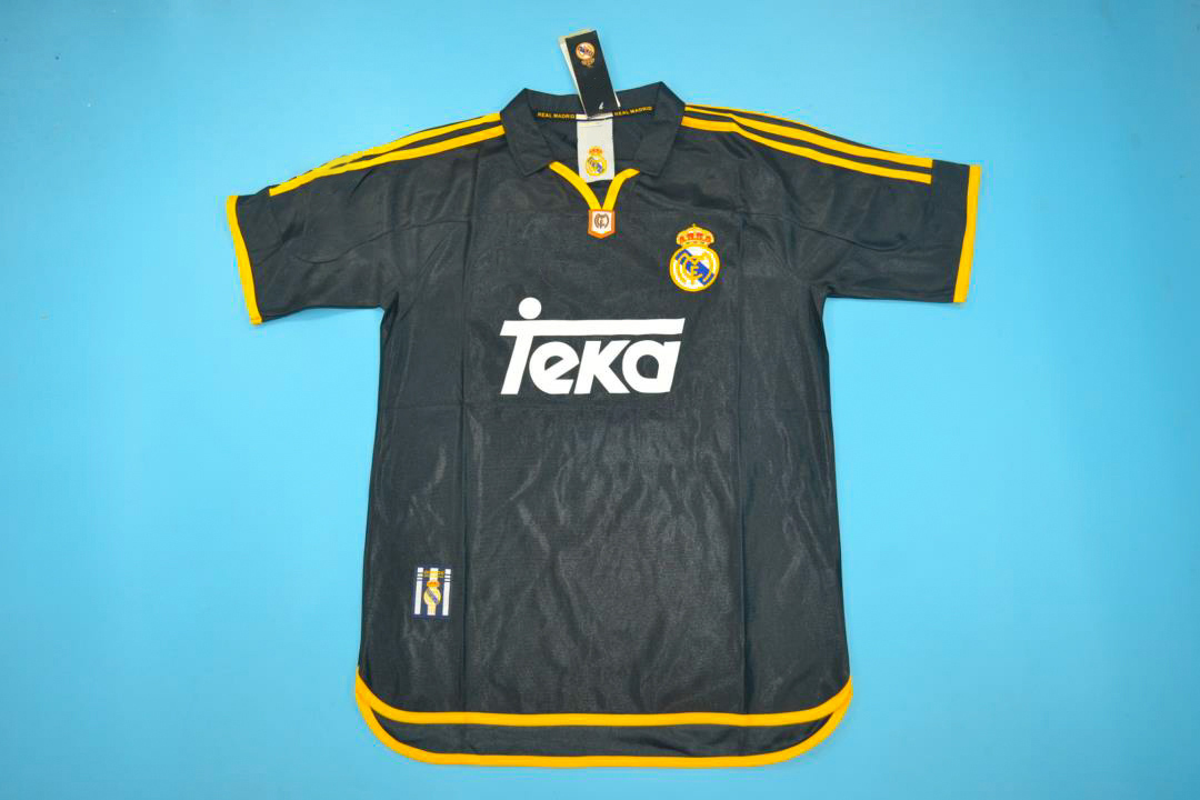 Real Madrid 1999-2000 Away Short Sleeve Football Shirt [As worn by Guti,  Morientes & Raùl]