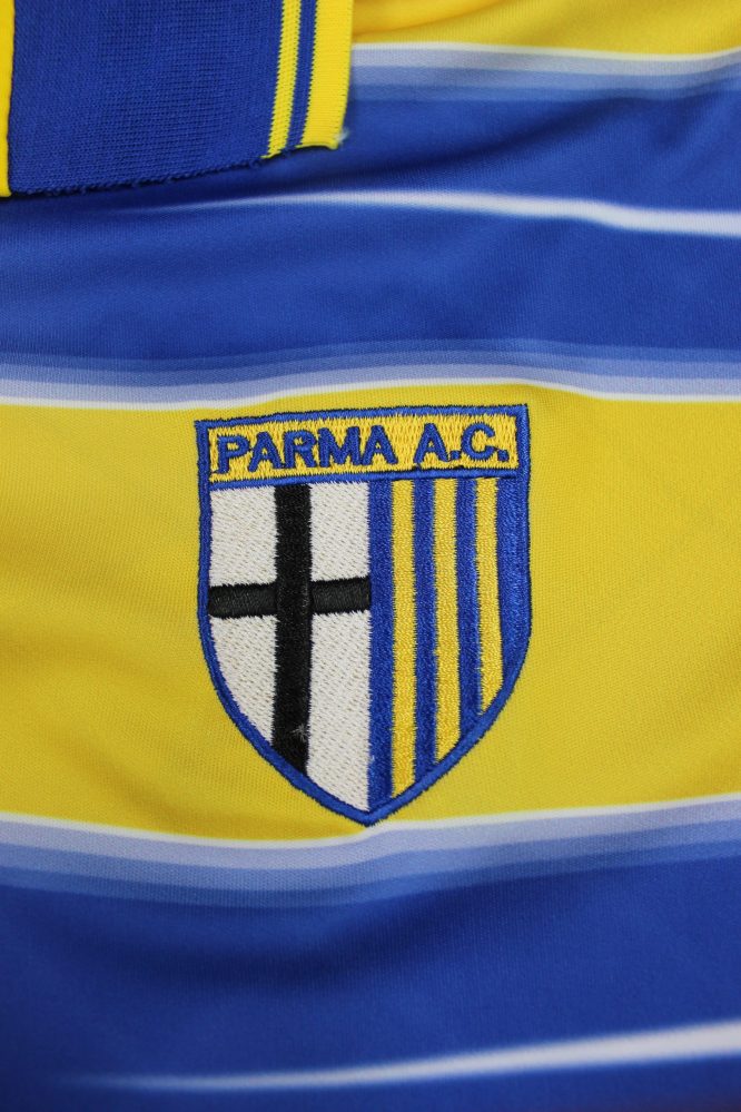 Maglia Parma 1998-1999 Vintage Calcio Retro Veron Thuram Cannavaro Crespo scudet 