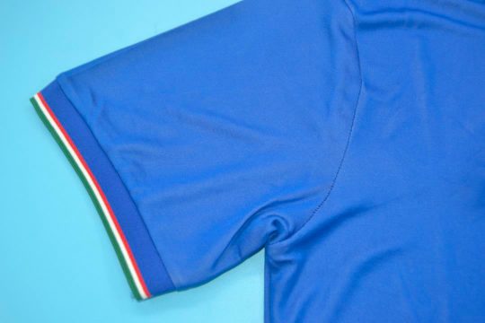 Shirt Sleeve Closeup, Italy 1990 Short-Sleeve Kit