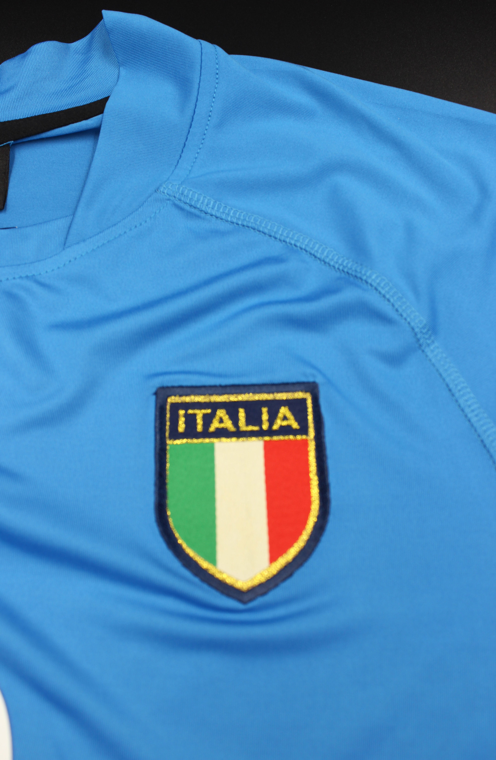 Italy 2002 World Cup Retro Calcio Jersey Kit [Free Shipping]