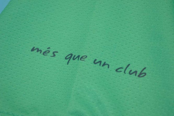 Shirt Mes que un club Imprint, Barcelona 2010-2011 Away Green Short-Sleeve