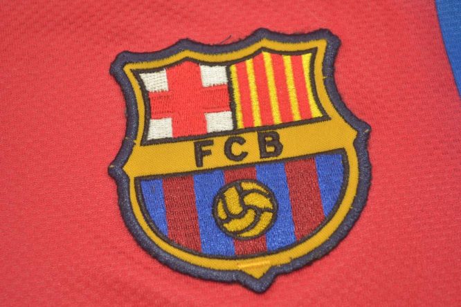 Shirt Barcelona Emblem, Barcelona 2006-2007 Home Short-Sleeve