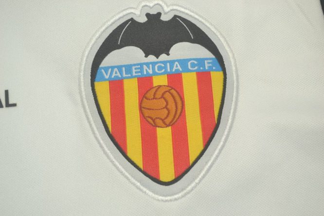 Shirt Valencia Emblem, Valencia 2003-2004 Home Short-Sleeve