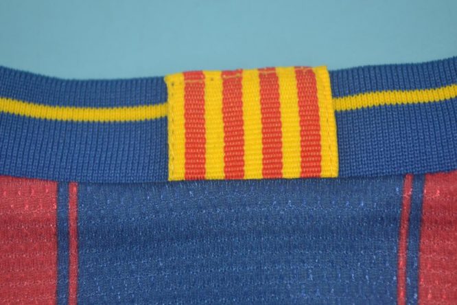 Shirt Collar Back Closeup, Barcelona 2009-2010 Home Short-Sleeve