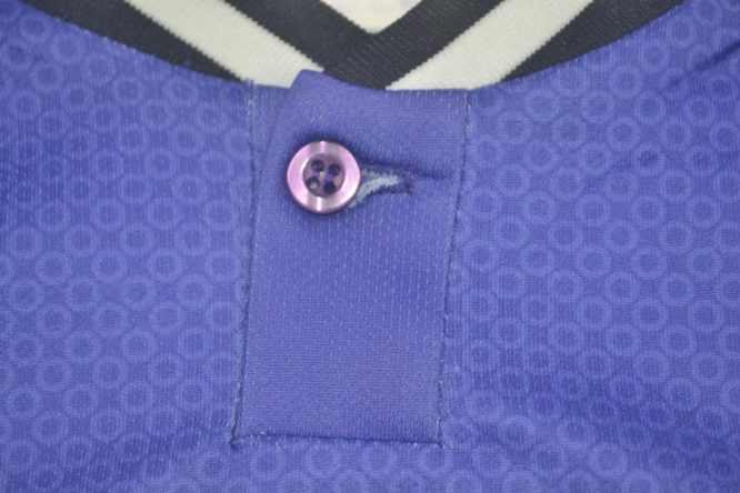 Shirt Collar Front Closeup, Real Madrid 1997-1998 Away Purple Short-Sleeve
