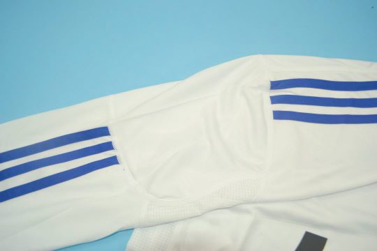 Shirt Sleeve Front, Real Madrid 2010-2011 Home Long-Sleeve Kit