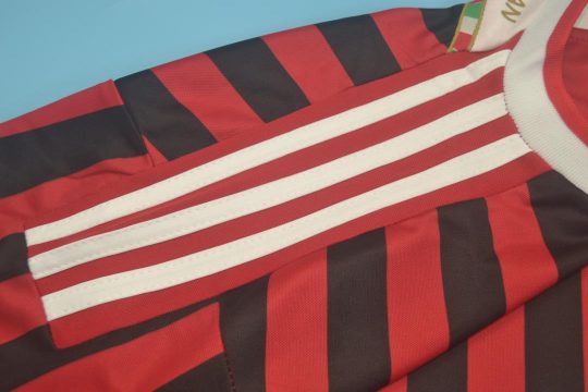 Shirt Sleeve Closeup, AC Milan 2011-2012 Home Short-Sleeve