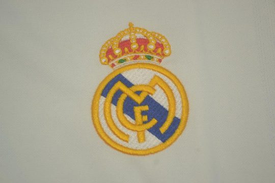 Shirt Real Madrid Emblem, Real Madrid 2001-2002 Home Long-Sleeve LaLiga Kit