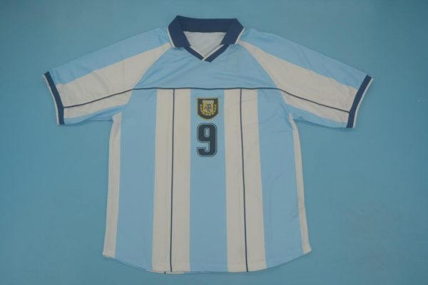 Batistuta Nameset Front, Argentina 2000-2001 Home Short-Sleeve Kit