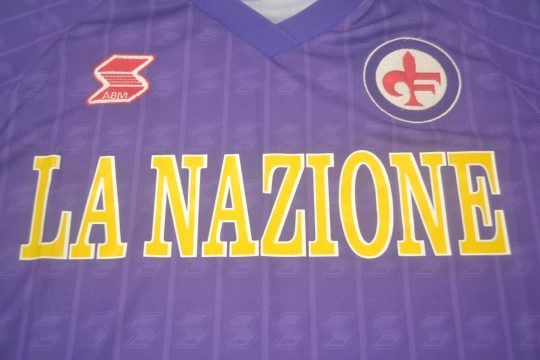 Shirt Front Closeup, Fiorentina 1989-1990 Home Short-Sleeve Kit