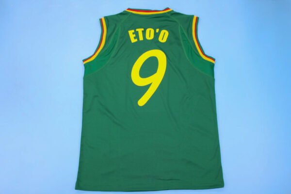 Eto'o Nameset, Cameroon 2002 Home Short-Sleeve Sleeveless Kit