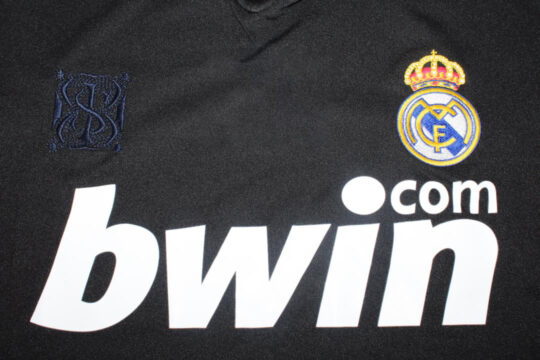 Shirt Front Closeup, Real Madrid 2009-2010 Away Short-Sleeve Kit