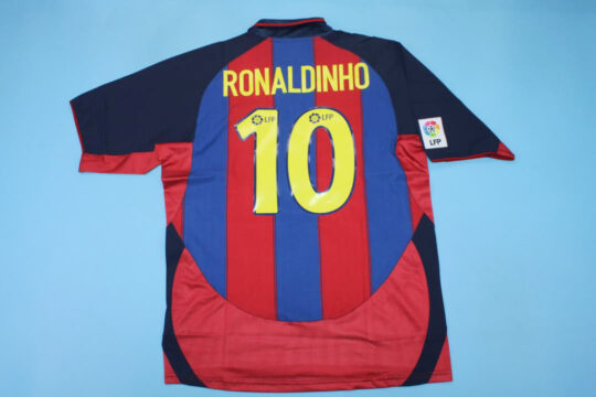 Ronaldinho Nameset, Barcelona 2003-2004 Home Short-Sleeve Kit