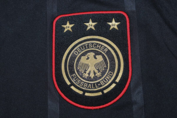 Germany Emblem, Germany 2010 Away Short-Sleeve Kit Jersey