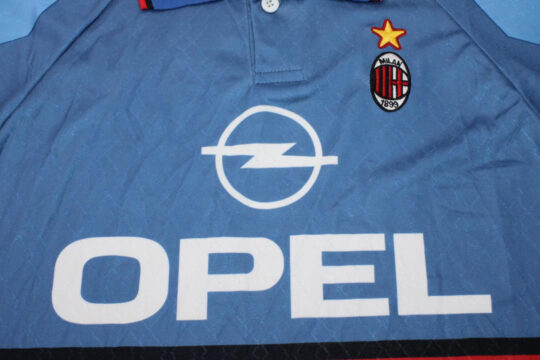 Shirt Front Closeup, AC Milan 1995-1996 Fourth Short-Sleeve Jersey