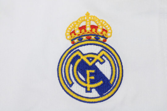 Shirt Real Madrid Emblem, Real Madrid 2009-2010 Home Long-Sleeve Jersey