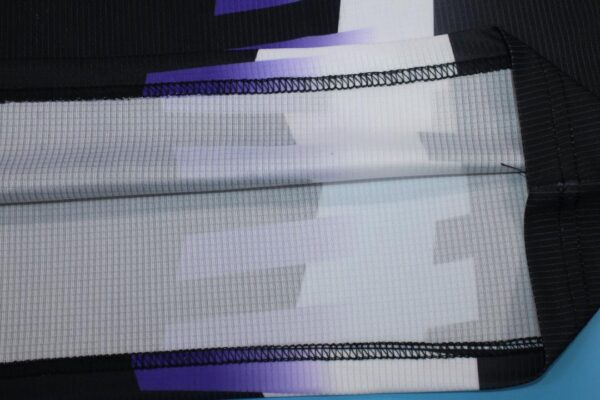 Shirt Opening, Real Madrid 1997-1998 Third Short-Sleeve Jersey