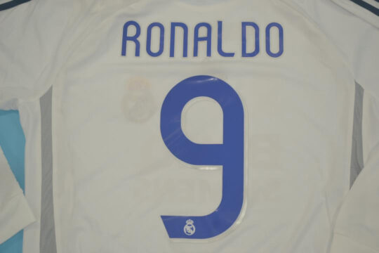 Ronaldo Nameset, Real Madrid 2006-2007 Home Long-Sleeve