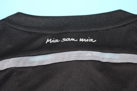 Shirt Collar Back - Bayern Munich 2014-2015 Third Black Short-Sleeve Kit