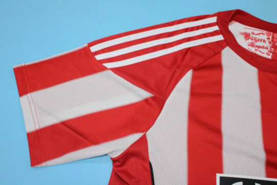Shirt Sleeve Front, Bayern Munich 2010-2011 Home Short-Sleeve Kit