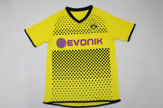 Shirt Front - Borussia Dortmund 2011-2012 Home Short-Sleeve Jersey