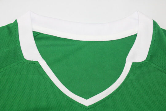 Shirt Collar Front, Wolfsburg 2008-2009 Home Short-Sleeve Jersey