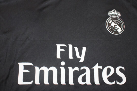 Shirt Front Closeup - Real Madrid 2016-2017 Third Long-Sleeve Jersey