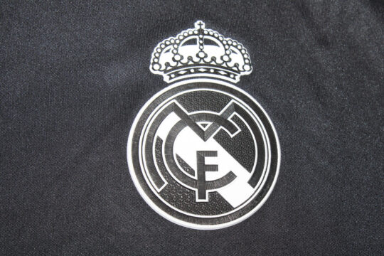 Real Madrid Emblem - Real Madrid 2016-2017 Third Long-Sleeve Jersey