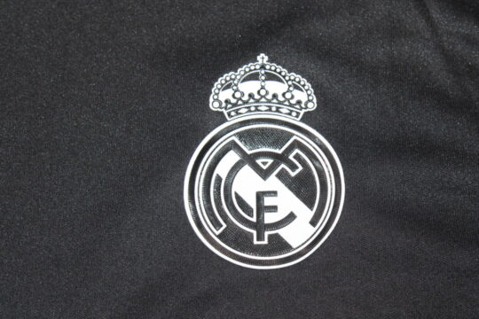 Real Madrid Emblem - Real Madrid 2016-2017 Third Short-Sleeve Jersey