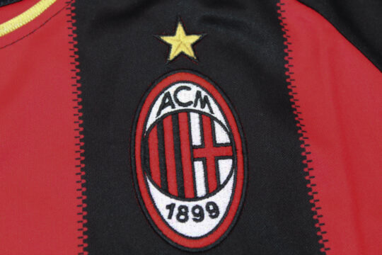 Shirt AC Milan Logo - AC Milan 2010-2011 Home Short-Sleeve Jersey