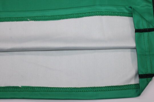 Shirt Opening - Werder Bremen 2003-2004 Home Short-Sleeve Jersey