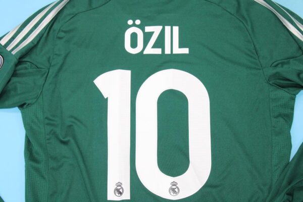 Ozil Nameset - Real Madrid 2012-2013 Third Long-Sleeve Jersey