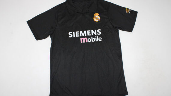 Shirt Front - Real Madrid 2002-2003 Away Short-Sleeve Jersey