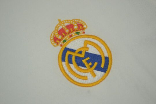 Real Madrid Emblem - Real Madrid 2001-2002 Home Short-Sleeve Jersey