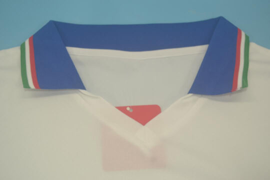 Shirt Collar Front, Italy 1982 Away Short-Sleeve Kit