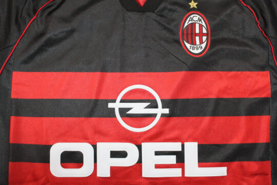 Shirt Front Closeup, AC Milan 1998-2000 Third Short-Sleeve Jersey