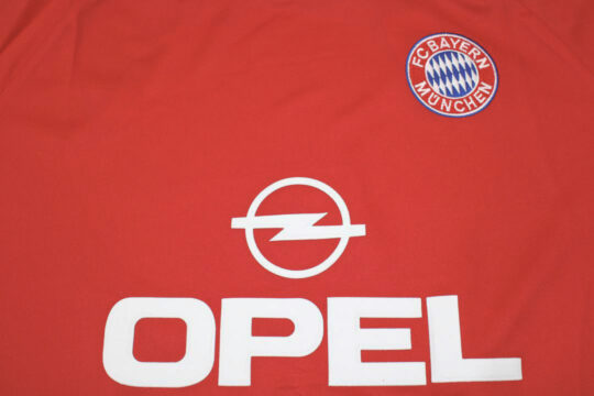 Shirt Front Closeup, Bayern 2000-2002 Away Short-Sleeve
