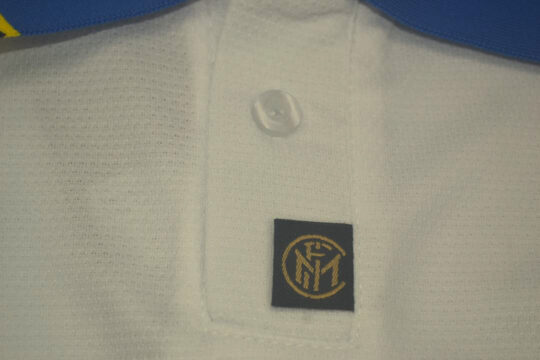 Shirt Collar Front Closeup, Inter 1997-1998 Away Short-Sleeve Jersey