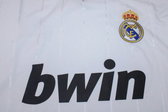 Shirt Front Closeup, Real Madrid 2012-2013 Home Long-Sleeve Jersey