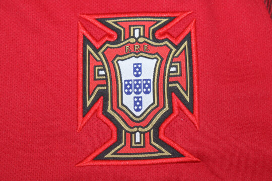 Shirt Portugal Emblem, Portugal 2016-2018 Home Long-Sleeve Jersey