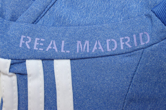 Collar Closeup - Real Madrid 2013-2014 Home Short-Sleeve Jersey
