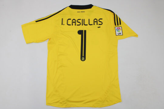 Casillas Nameset - Real Madrid 2011-2012 Goalkeeper Home Jersey