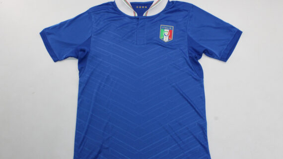 Shirt Front - Italy 2011-2013 Home Short-Sleeve Jersey