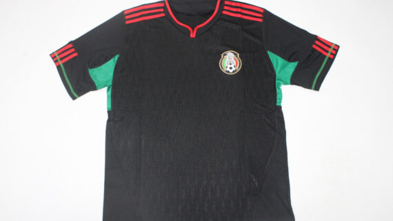 Shirt Front - Mexico 2010 Away Short-Sleeve Jersey