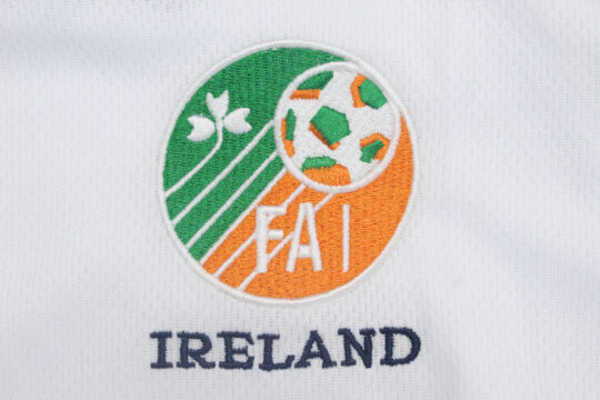 Ireland Emblem - Ireland 2002 Home Short-Sleeve Jersey